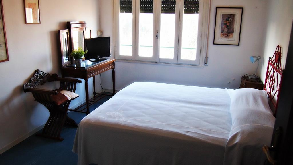 Hotel Villa Furia Bellaria-Igea Marina Quarto foto